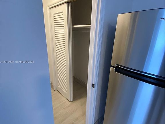 4th image of 1723 Liberty St #6