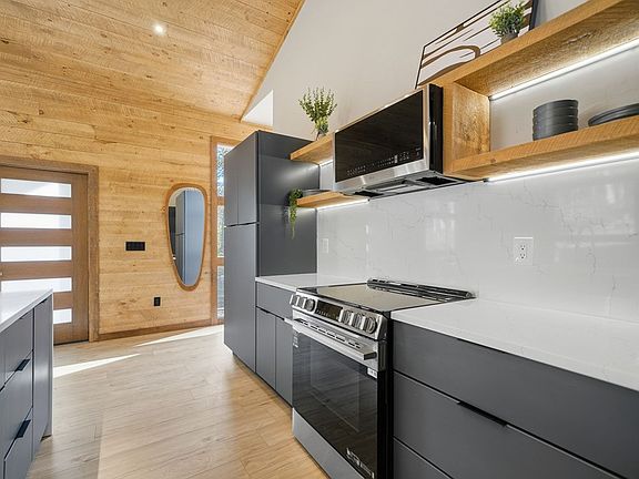 12th image of this home