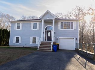 793 Montgomery St, Fall River, MA 02720