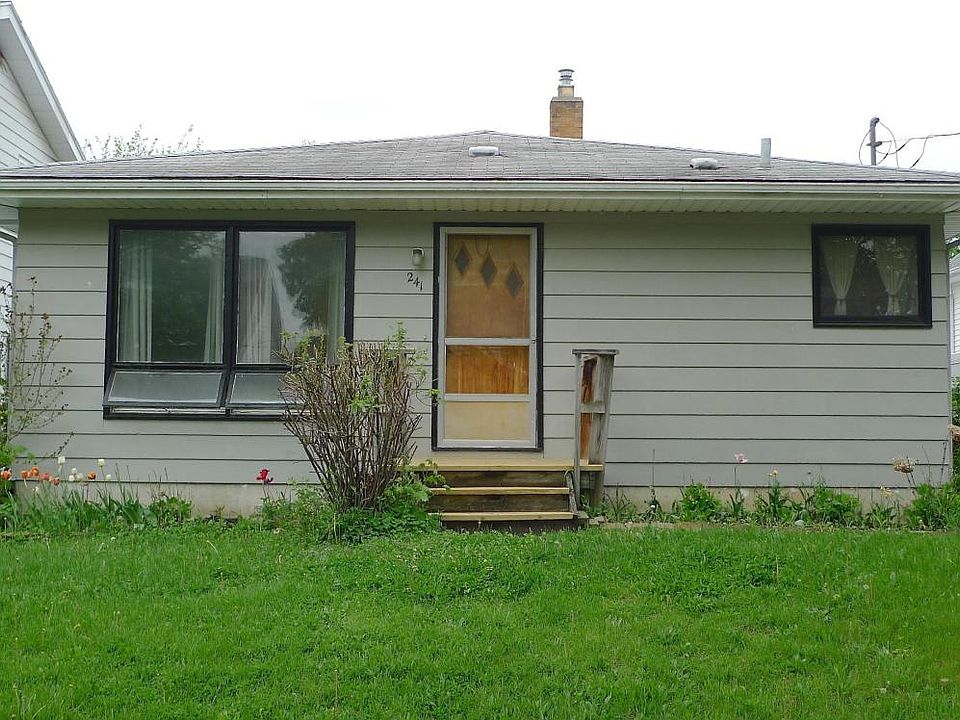 1st image of 241 Valley Ave NW