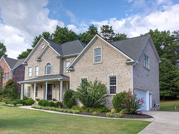 4th image of 1835 Crossroads Dr