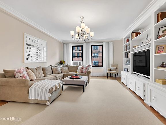 2nd image of 320 W End Ave APT 10B