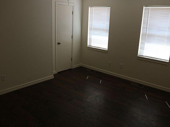 4th image of 1828 N Gregg Ave APT 6