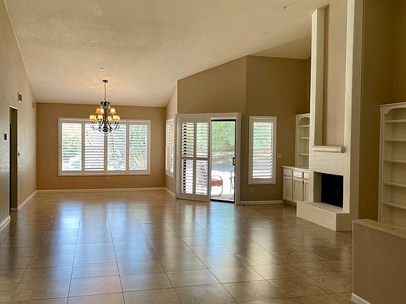 4th image of 10960 E San Salvador Dr #O