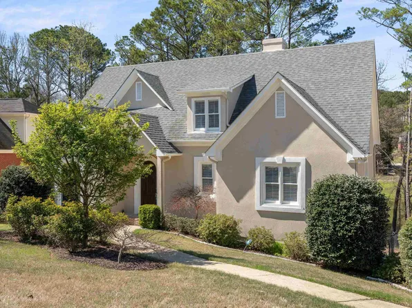 1216 Willow Leaf Cir, Hoover, AL 35244