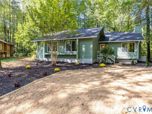 3112 Cottage Oaks Ct, Midlothian, VA 23112