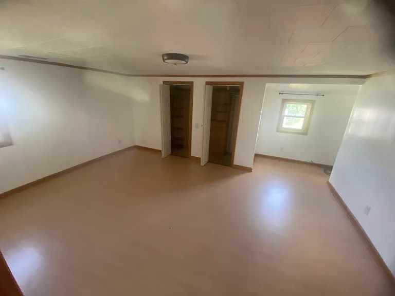 356 Oak St — Photo 11