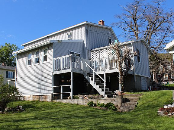 Great deck space
