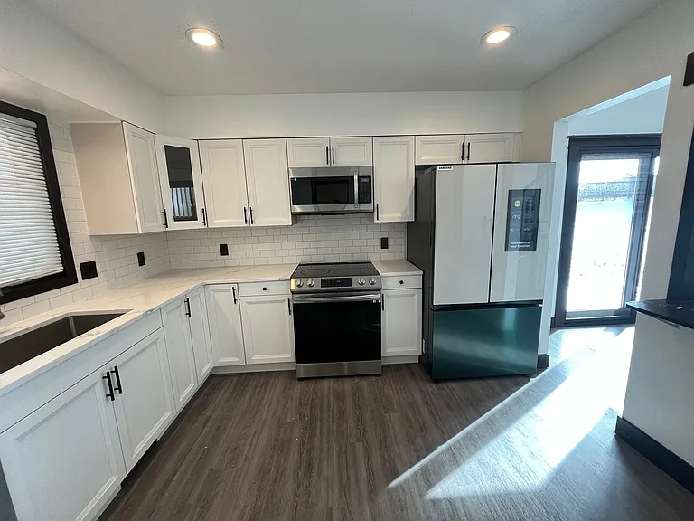 9225 Garrison Way — Photo 3