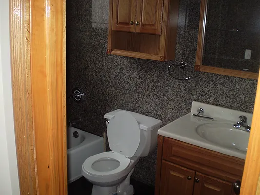 Rented by Rapid Realty Windsor Terrace Office, LLC | media 12