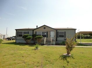 111 Eagle Ridge Dr, Waxahachie, TX 75165