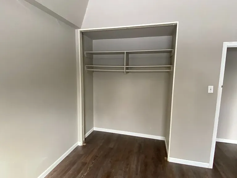 1583 Harrington Loop — Photo 1