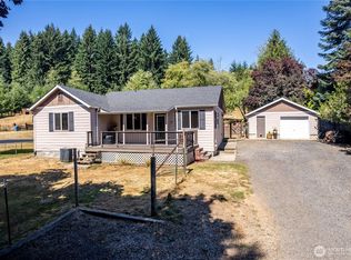 2210 Coal Creek Rd, Longview, WA 98632