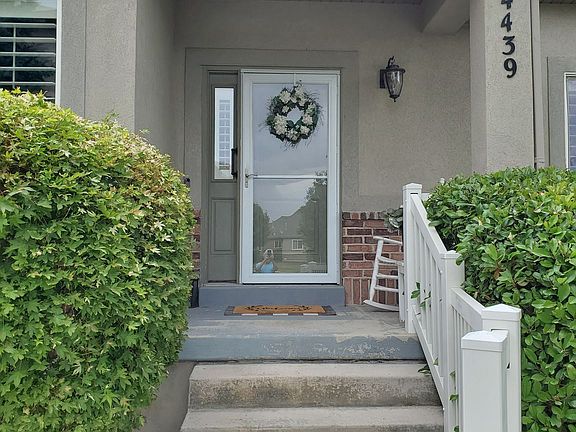2nd image of 4439 W Bridgestone Dr