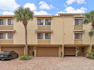 551 Sandy Hook Rd, Treasure Island, FL 33706