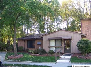 30 Manchester Ct, Red Bank, NJ 07701