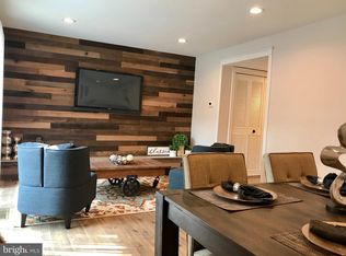 16 Ridge View Pl, Willingboro, NJ 08046