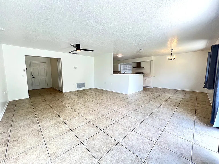 3121 Heartwood Ave — Photo 5
