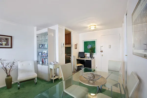 Sold by Corcoran | media 14