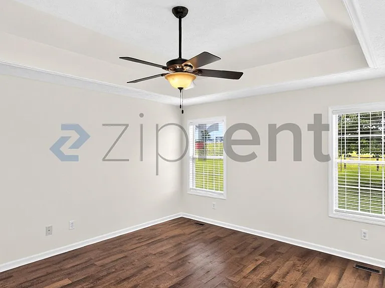 720 Rock Springs Rd — Photo 30