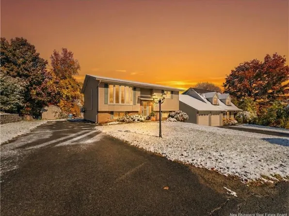 120 Wilson St, Woodstock, NB E7M 3A3