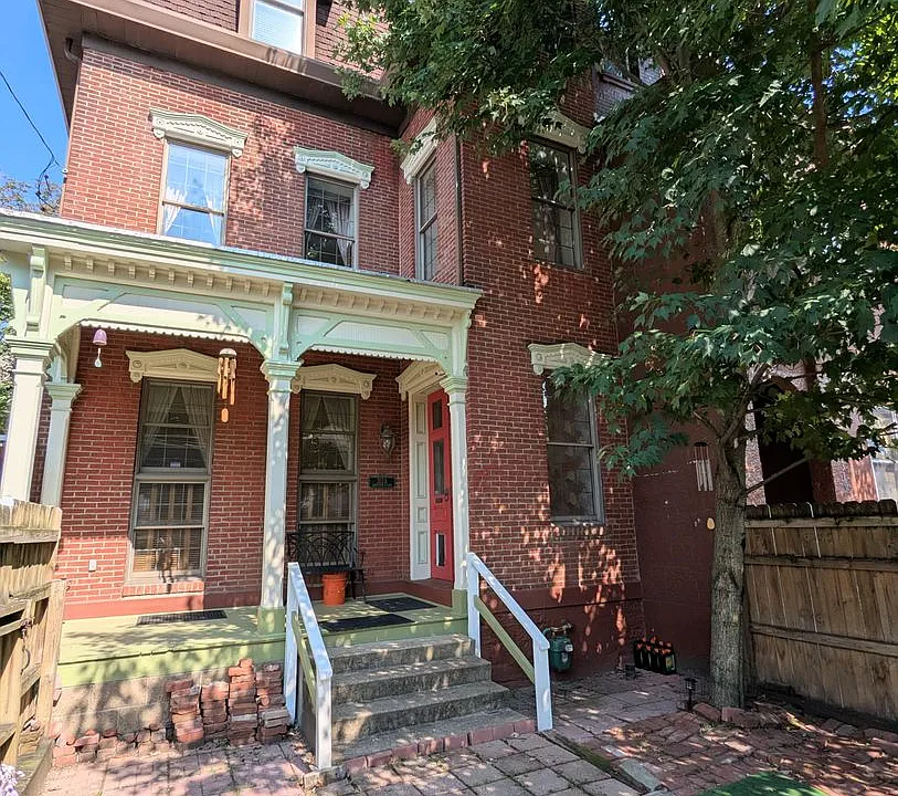 312 Denniston St #A