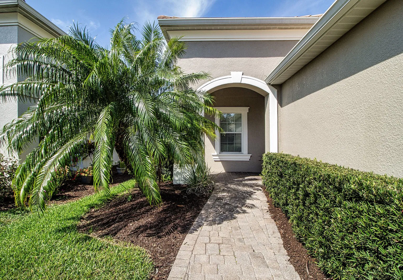 2 bed, 2.0 bath, 1446 sqft, $2,400 — Photo 3