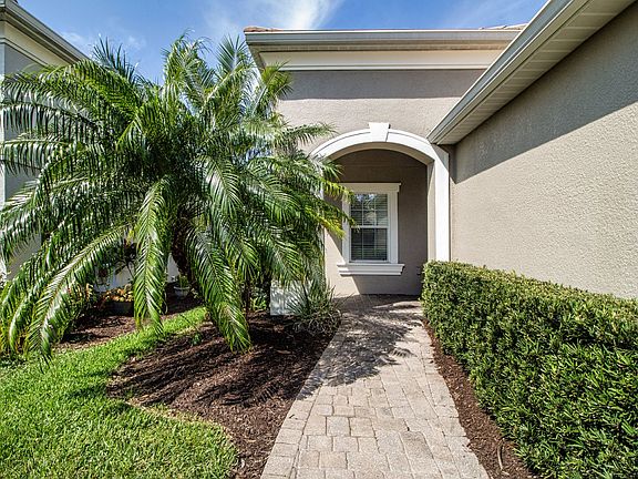 3rd image of 5051 Maymont Park Cir