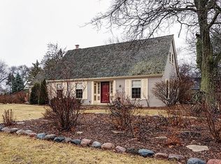 2735 Newman Rd N, Racine, WI 53406