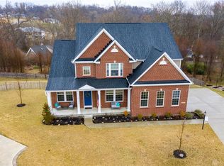 2062 Cabernet Way, Bellbrook, OH 45305