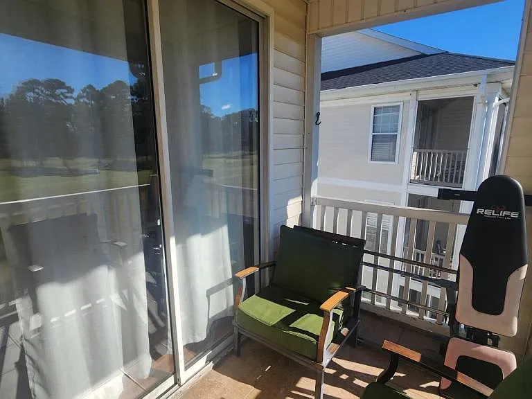 476 River Oaks Dr #64L — Photo 27
