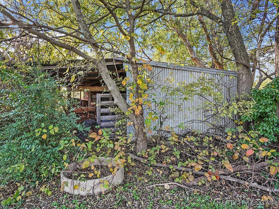 2nd image of N Choctaw Rd