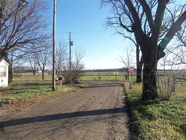 2nd image of 18512 2c Rd