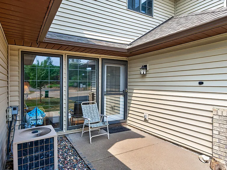 1518 Cottage Dr — Photo 28