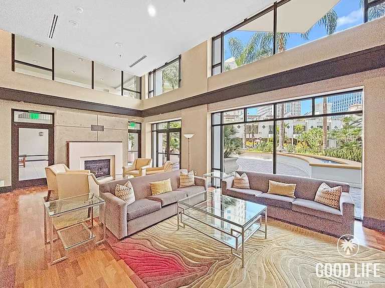 700 W Harbor Dr W #1306 — Photo 31