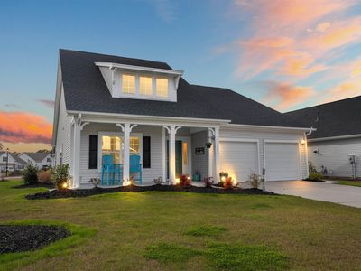 432 Heathside St., Murrells Inlet, SC, 29576