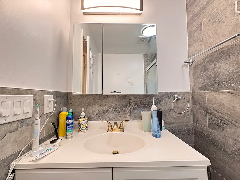 3215 Dawson St #1 — Photo 30