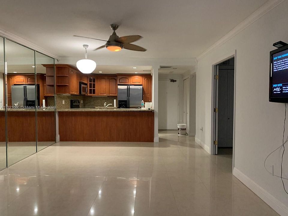 1st image of 401 Ocean Dr APT 311