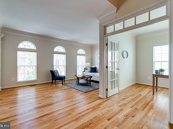 5th image of 9166 Prices Cove Ln