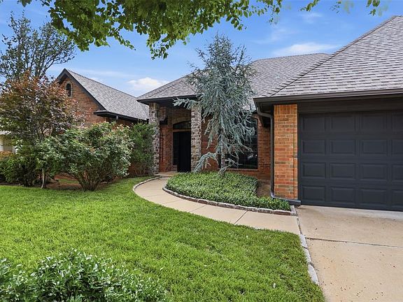 3rd image of 617 Trisha Ln