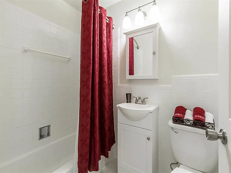 Penfield Village Apartment Homes — Photo 9