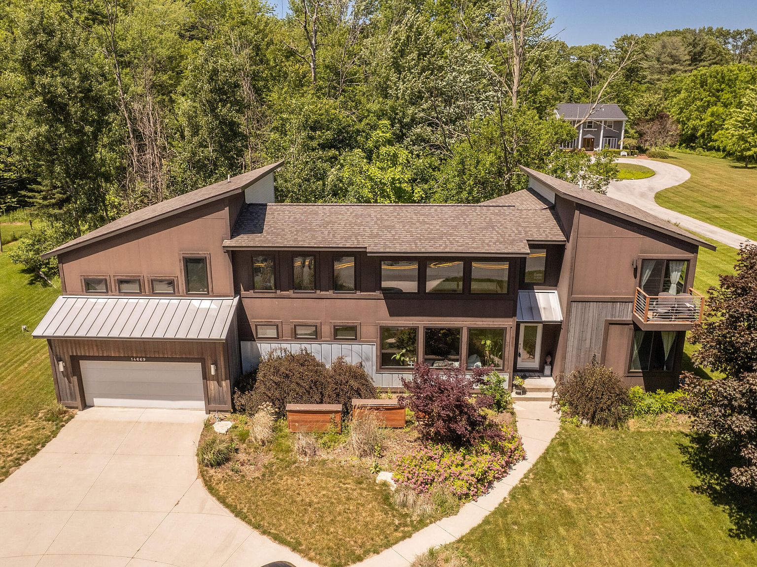 14669 Boom Rd, Spring Lake, MI 49456 Zillow