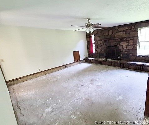 5th image of 196 Elm Dr