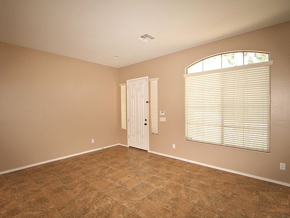 3rd image of 8809 W Augusta Ave