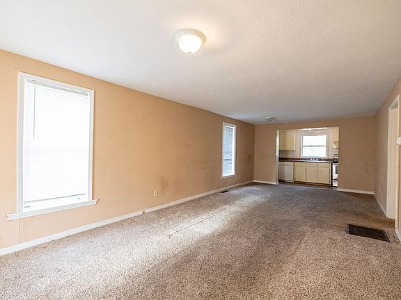 4th image of 6315 Highland Ave