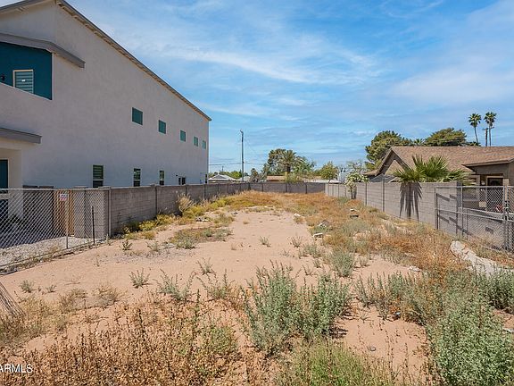 3rd image of 2630 N 31ST Street #9