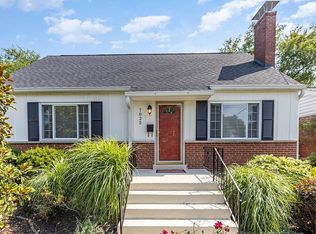 7825 Greenbriar Ln, Cincinnati, OH 45243