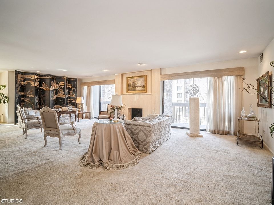 3741 Mission Hills Rd Northbrook IL Zillow