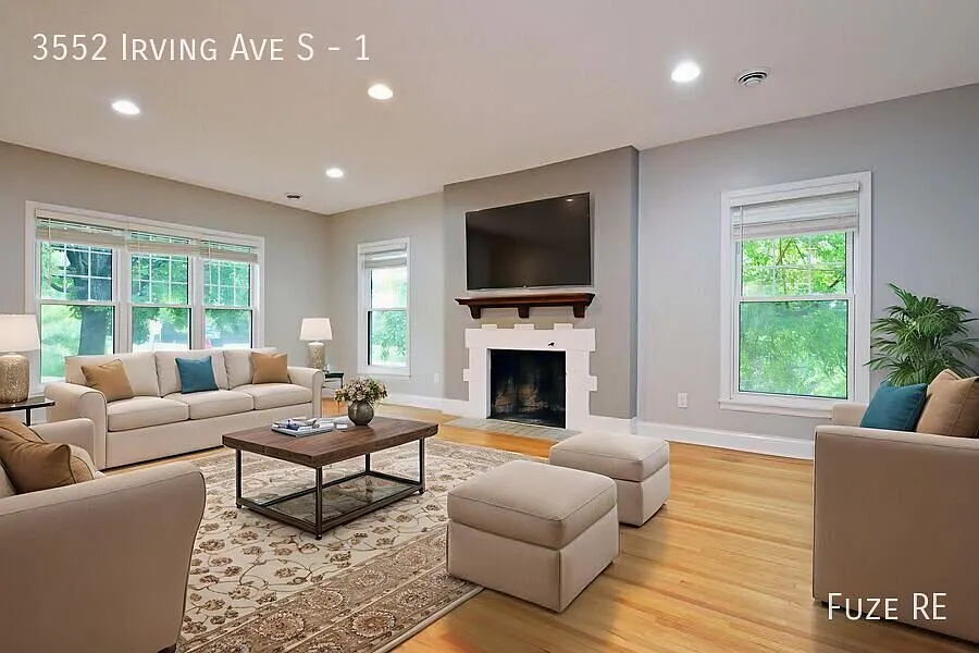 Beautiful 3 Bed 2 Bath Near Lake Bde Maka Ska! — Photo 3