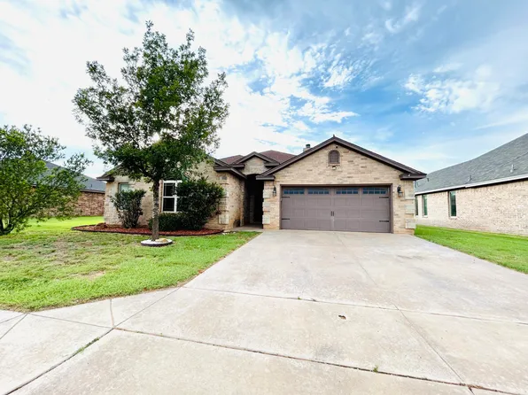 710 N 6th St, Wolfforth, TX 79382